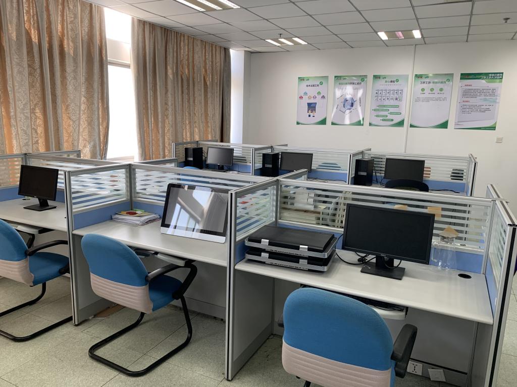 实验室-员工活动室.jpg
